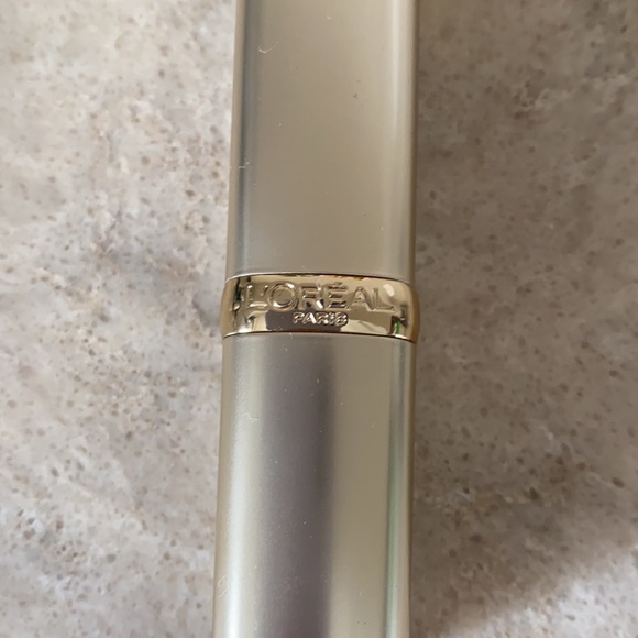 L'Oreal Paris Colour Riche Lip Colour - Picture 5 of 7